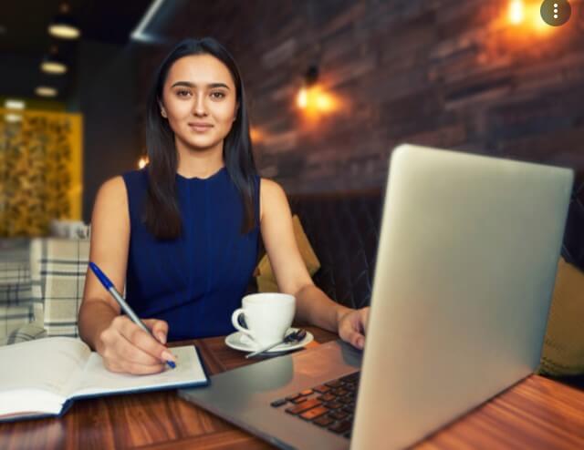 Phí bảo hiểm cơ bản là gì